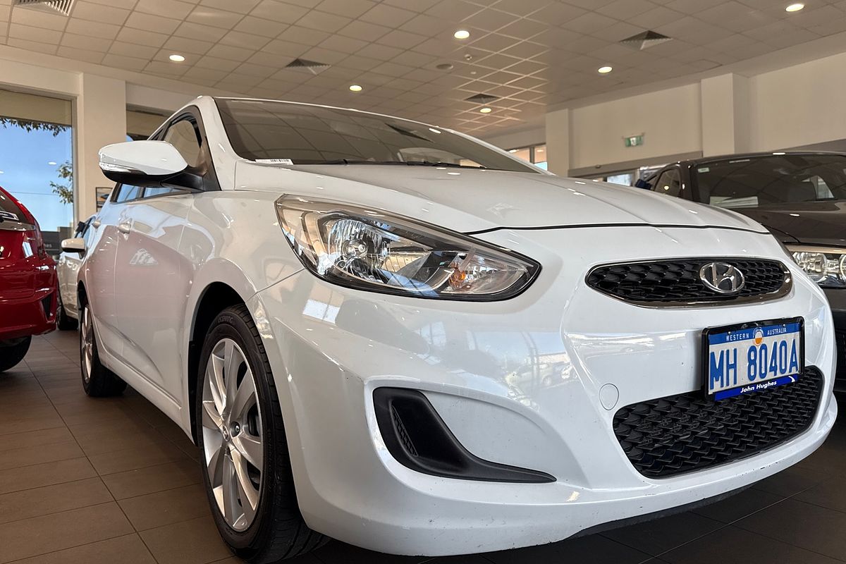 2018 Hyundai Accent Sport RB6