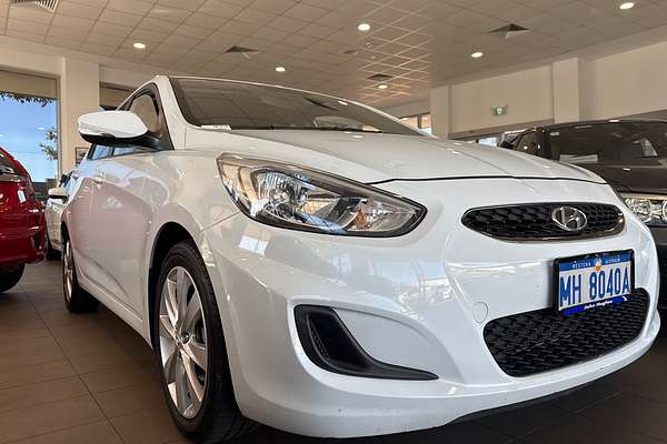 2018 Hyundai Accent Sport RB6