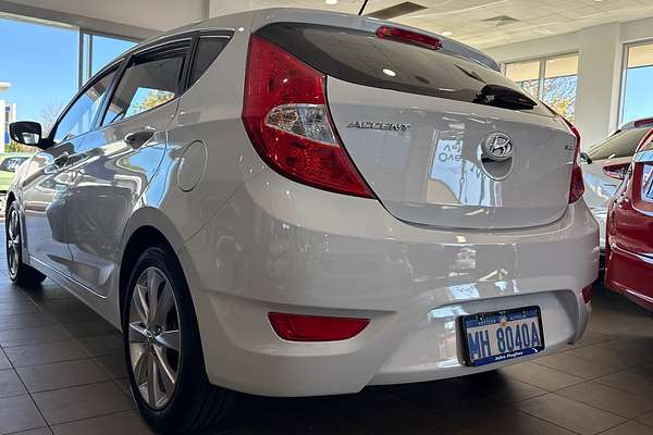 2018 Hyundai Accent Sport RB6