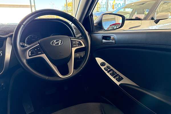 2018 Hyundai Accent Sport RB6