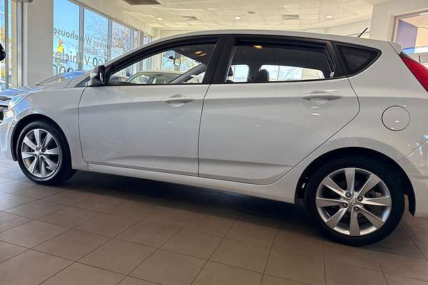 2018 Hyundai Accent Sport RB6