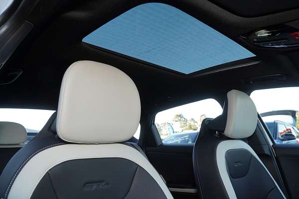 2025 Kia K4 GT-Line CL4m