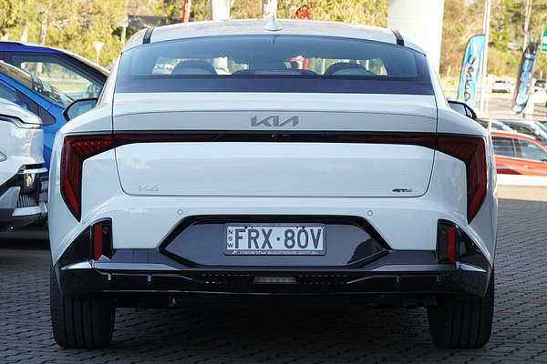 2025 Kia K4 GT-Line CL4m