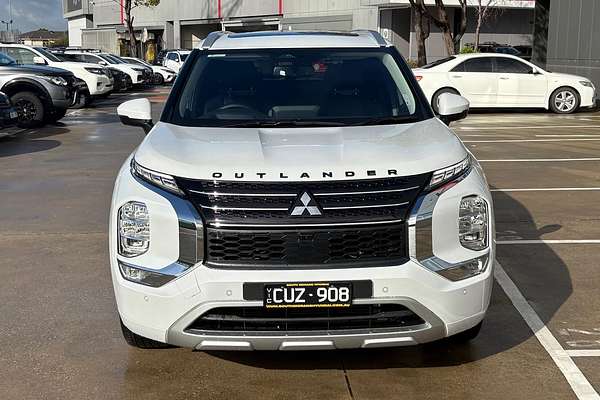 2023 Mitsubishi Outlander Exceed ZM
