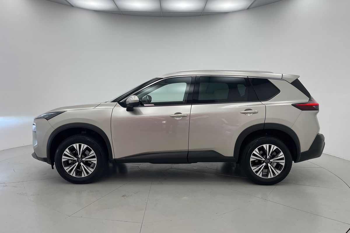 2024 Nissan X-TRAIL ST-L T33