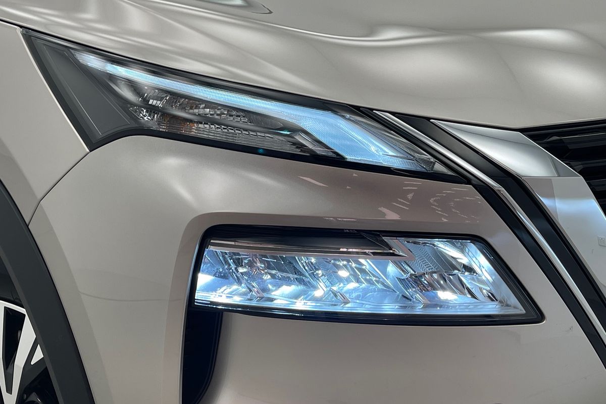 2024 Nissan X-TRAIL ST-L T33