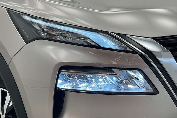 2024 Nissan X-TRAIL ST-L T33