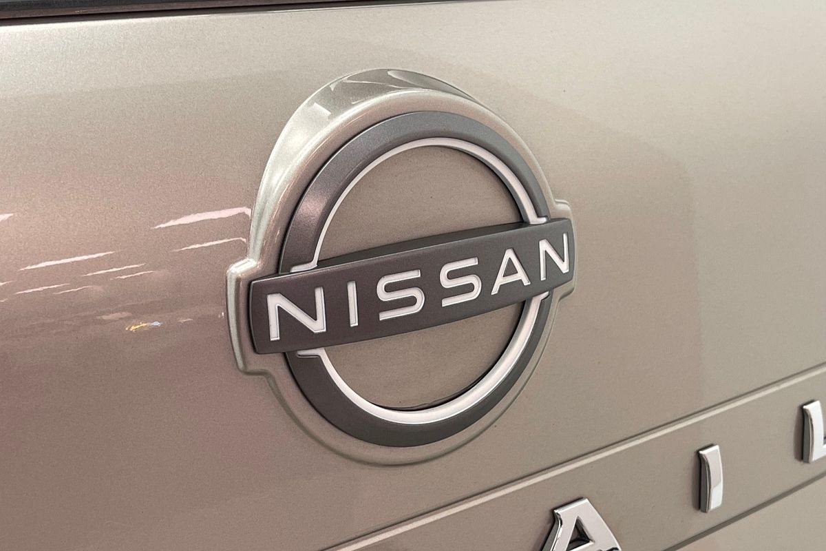 2024 Nissan X-TRAIL ST-L T33