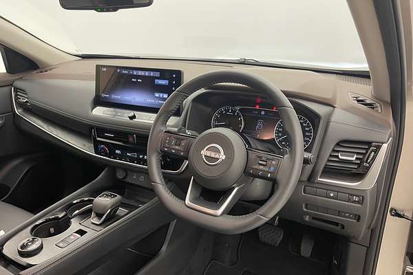 2024 Nissan X-TRAIL ST-L T33