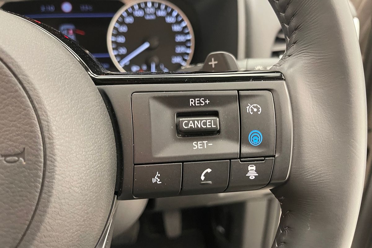 2024 Nissan X-TRAIL ST-L T33