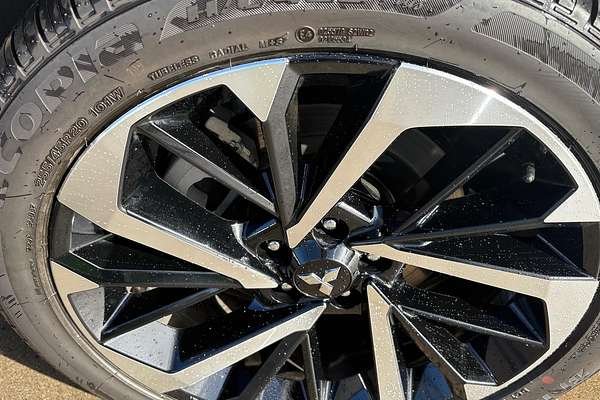 2023 Mitsubishi Outlander Exceed ZM