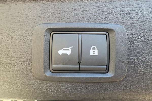 2023 Mitsubishi Outlander Exceed ZM
