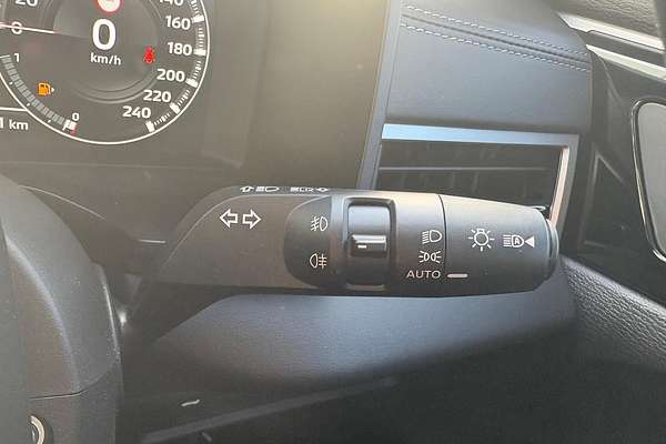 2023 Mitsubishi Outlander Exceed ZM