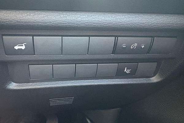 2023 Mitsubishi Outlander Exceed ZM
