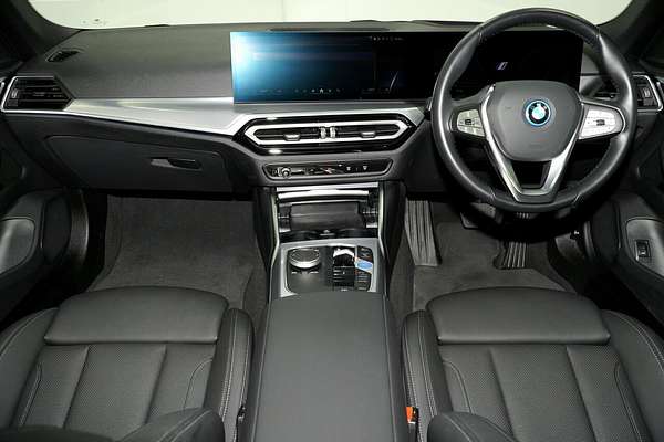 2023 BMW i4 eDrive35 G26