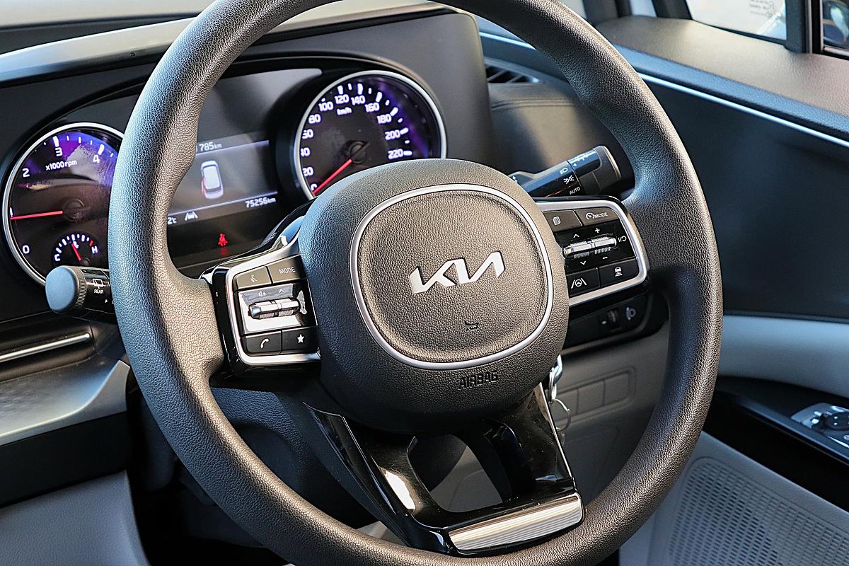 2022 Kia Carnival S KA4