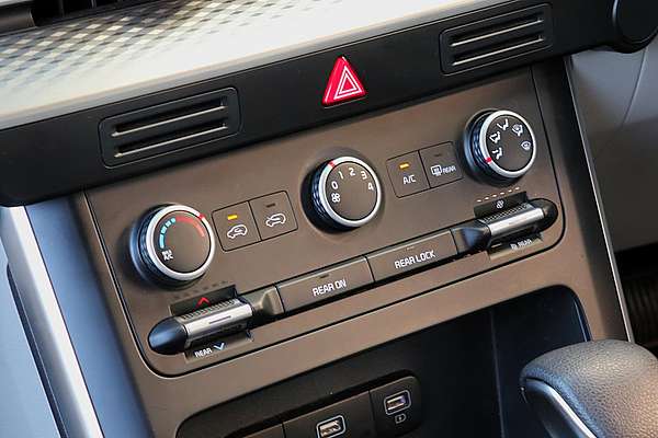 2022 Kia Carnival S KA4