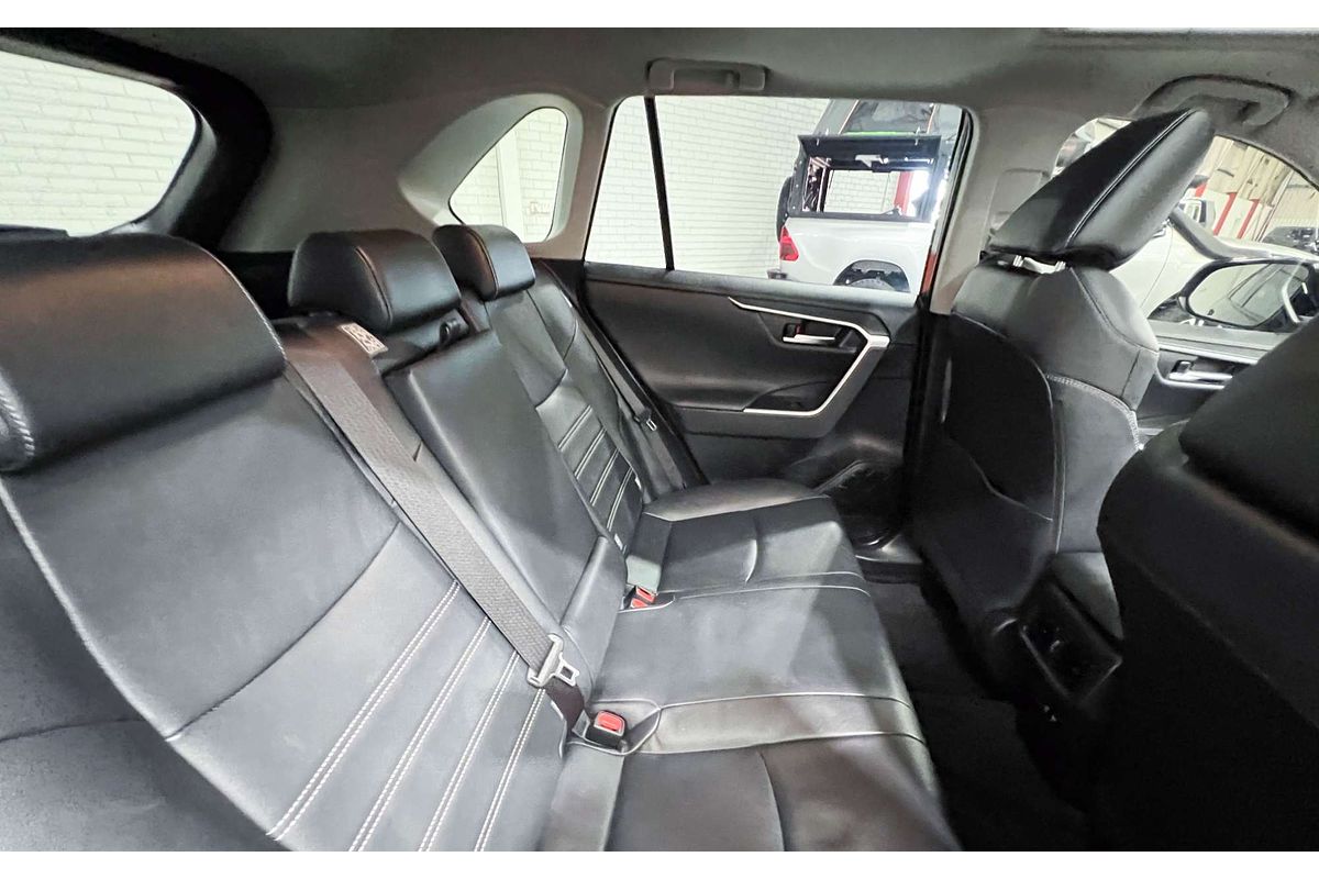 2020 Toyota RAV4 Cruiser AXAH54R