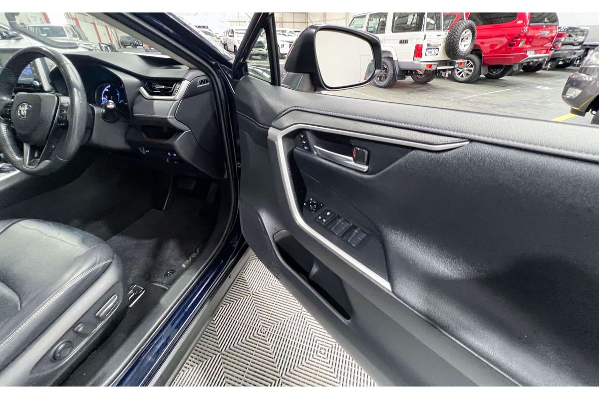 2020 Toyota RAV4 Cruiser AXAH54R