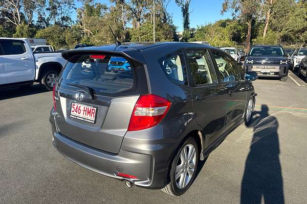 2013 Honda Jazz Vibe-S GE