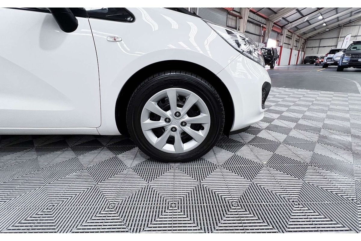 2014 Kia Rio S UB