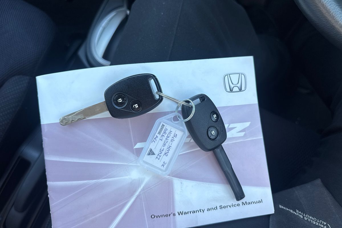 2013 Honda Jazz Vibe-S GE