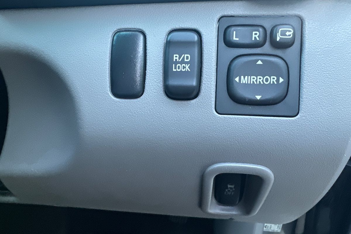2015 Mitsubishi Challenger LS PC