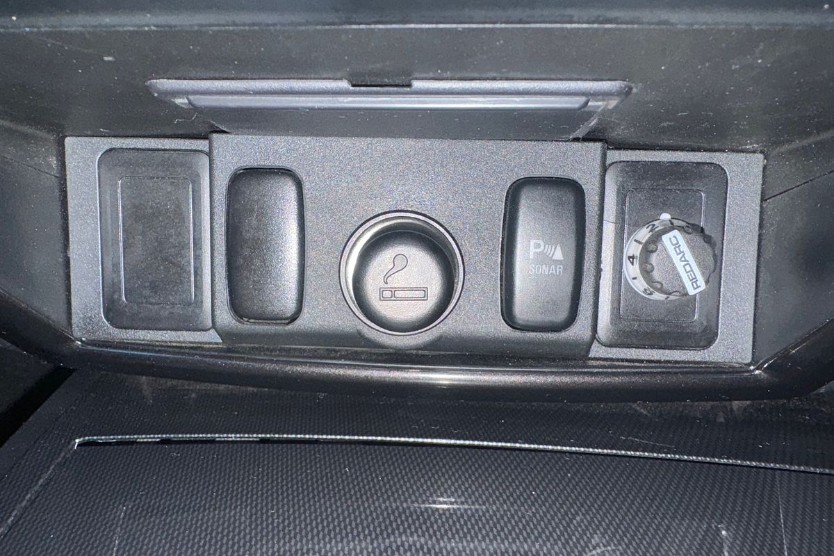 2015 Mitsubishi Challenger LS PC