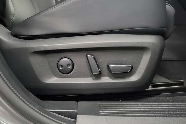 2025 Nissan X-TRAIL ST-L T33