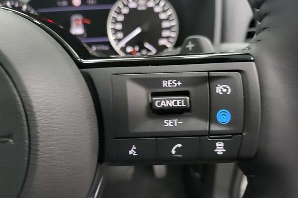 2025 Nissan X-TRAIL ST-L T33