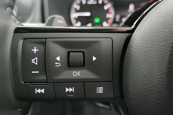 2025 Nissan X-TRAIL ST-L T33