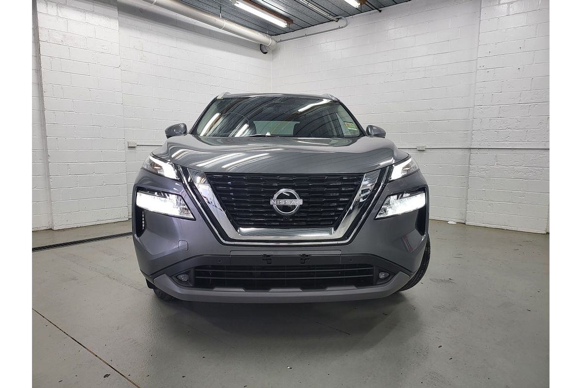 2025 Nissan X-TRAIL ST-L T33