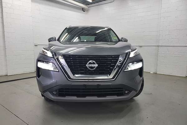 2025 Nissan X-TRAIL ST-L T33