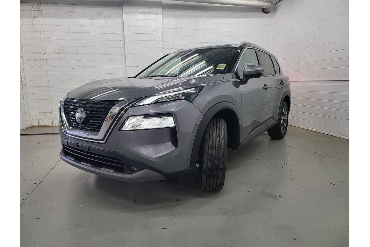 2025 Nissan X-TRAIL ST-L T33