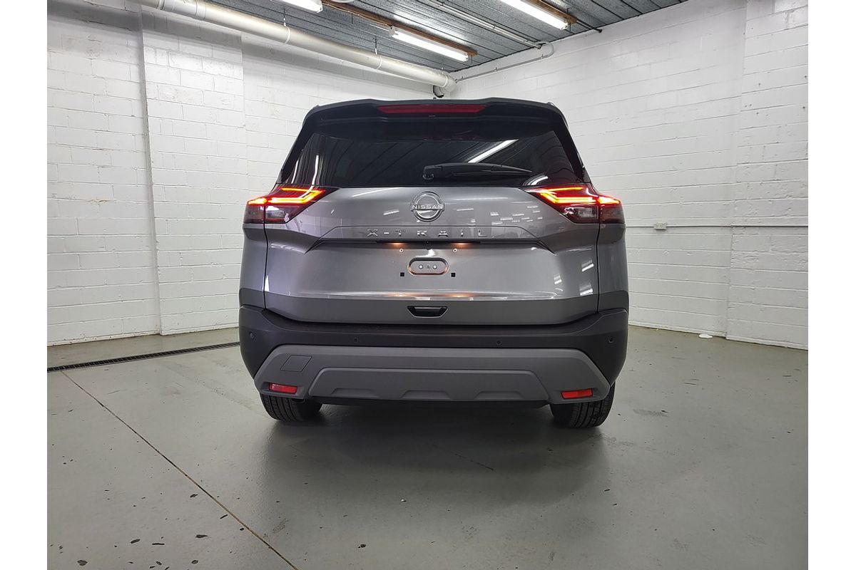 2025 Nissan X-TRAIL ST-L T33
