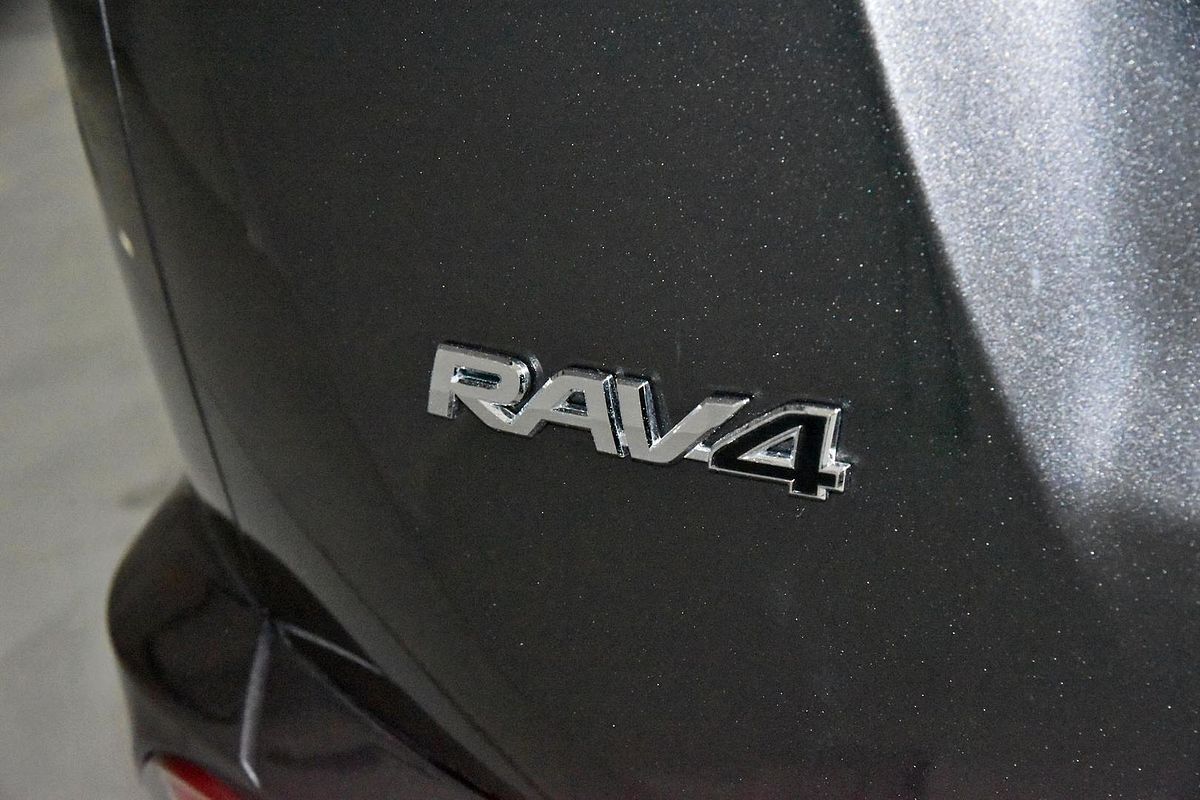 2018 Toyota RAV4 GXL ZSA42R