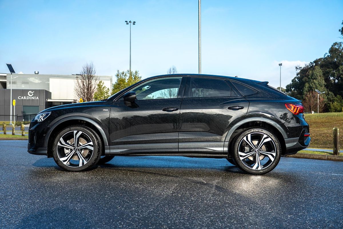 2025 Audi Q3 40 TFSI S line F3
