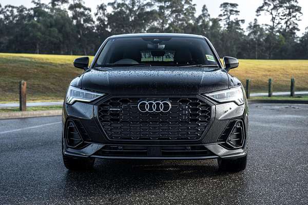 2025 Audi Q3 40 TFSI S line F3