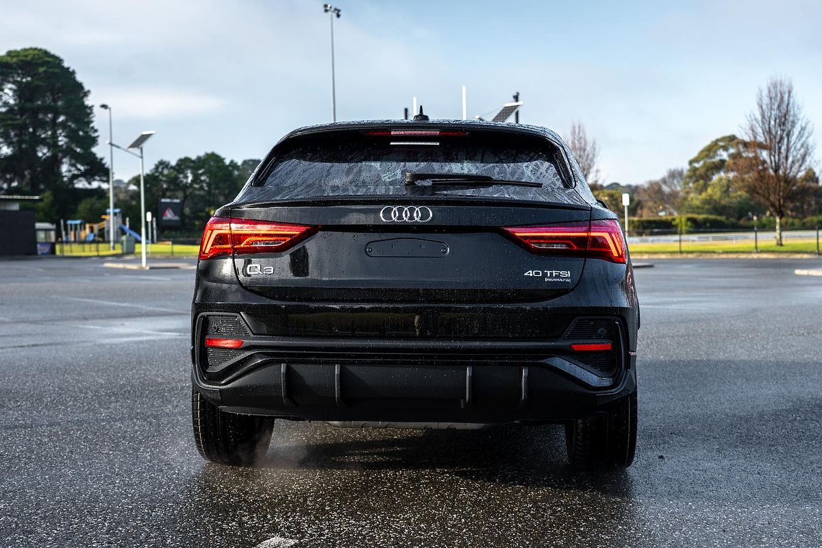 2025 Audi Q3 40 TFSI S line F3