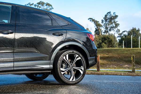 2025 Audi Q3 40 TFSI S line F3