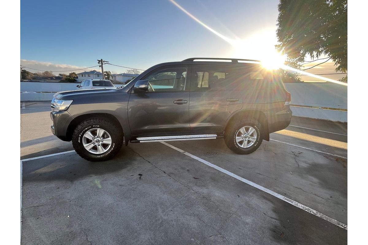 2016 Toyota Landcruiser GXL VDJ200R