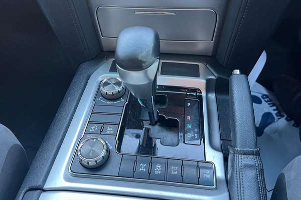 2016 Toyota Landcruiser GXL VDJ200R