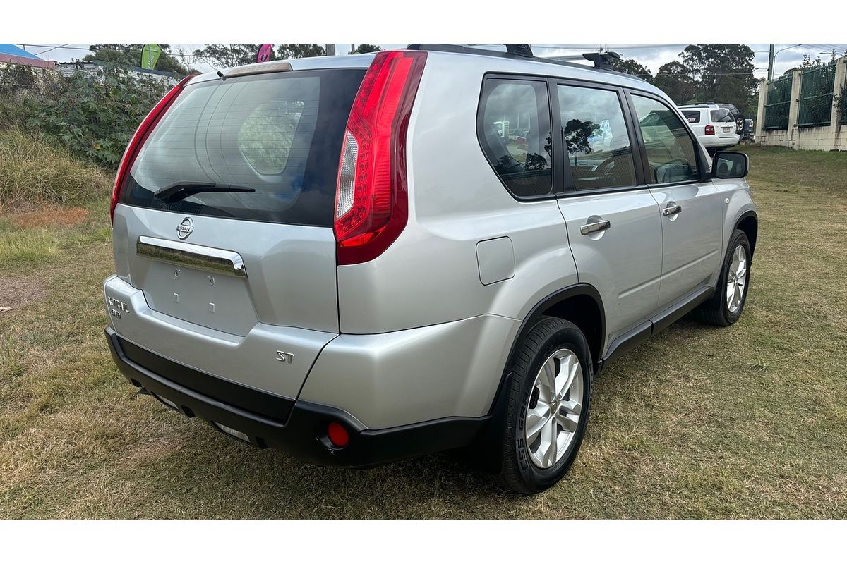 2013 Nissan X-TRAIL ST T31