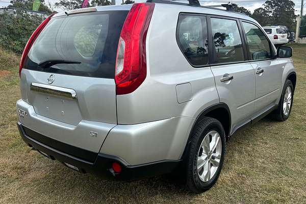 2013 Nissan X-TRAIL ST T31