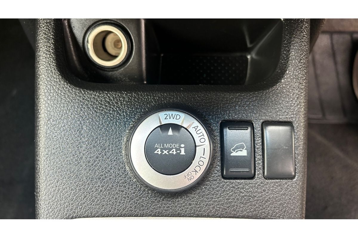 2013 Nissan X-TRAIL ST T31
