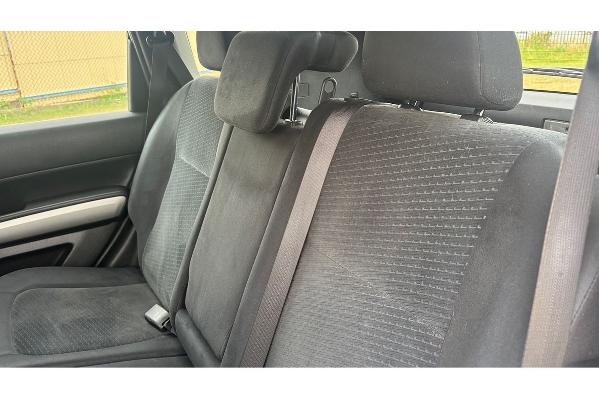 2013 Nissan X-TRAIL ST T31