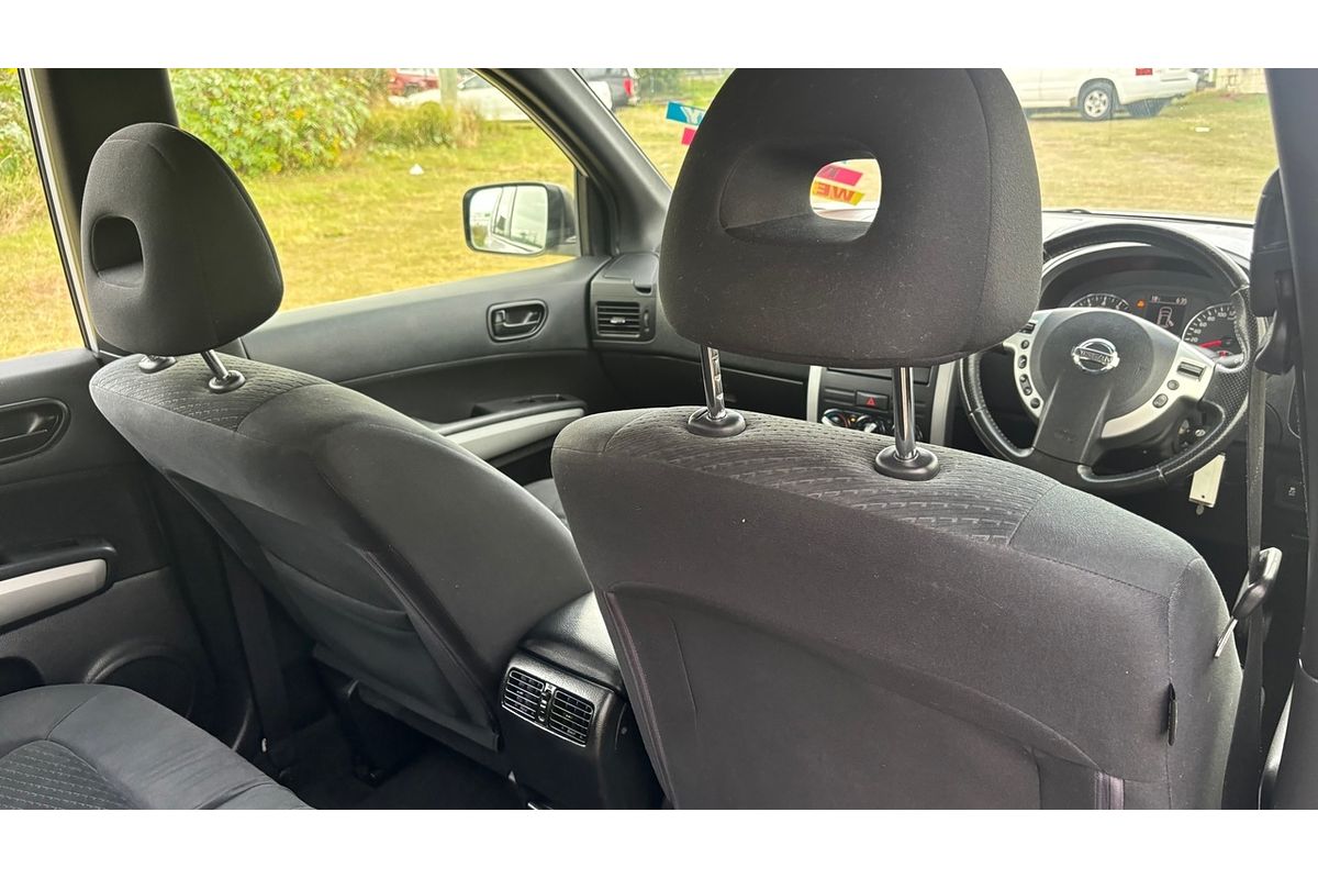 2013 Nissan X-TRAIL ST T31