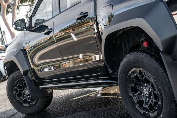 2023 Toyota Hilux 4x4
