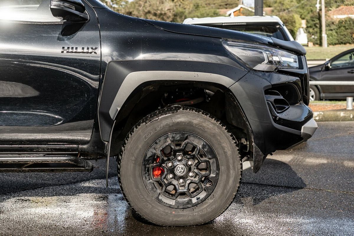 2023 Toyota Hilux 4x4