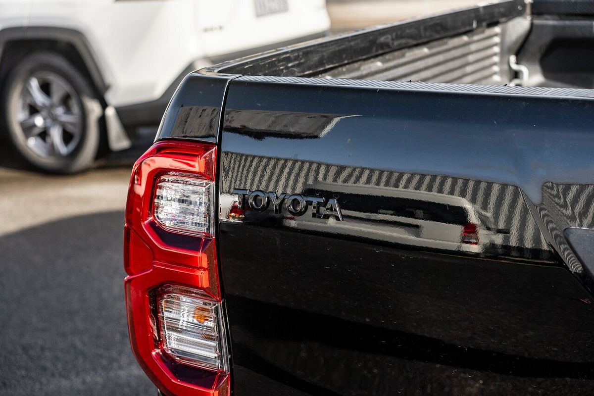 2023 Toyota Hilux 4x4